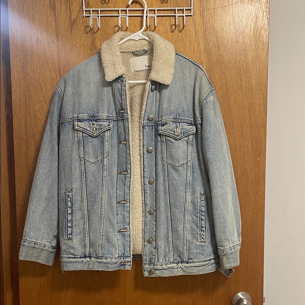 Wilfred Light Blue Denim Jacket with Cream Sherpa Collar